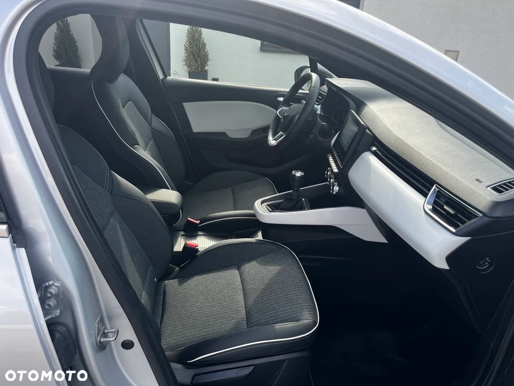 Renault Clio TCe 90 BUSINESS EDITION - 18