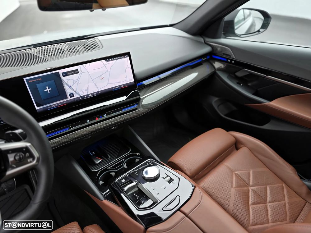 BMW 530 e Pack Desportivo M Pro - 21