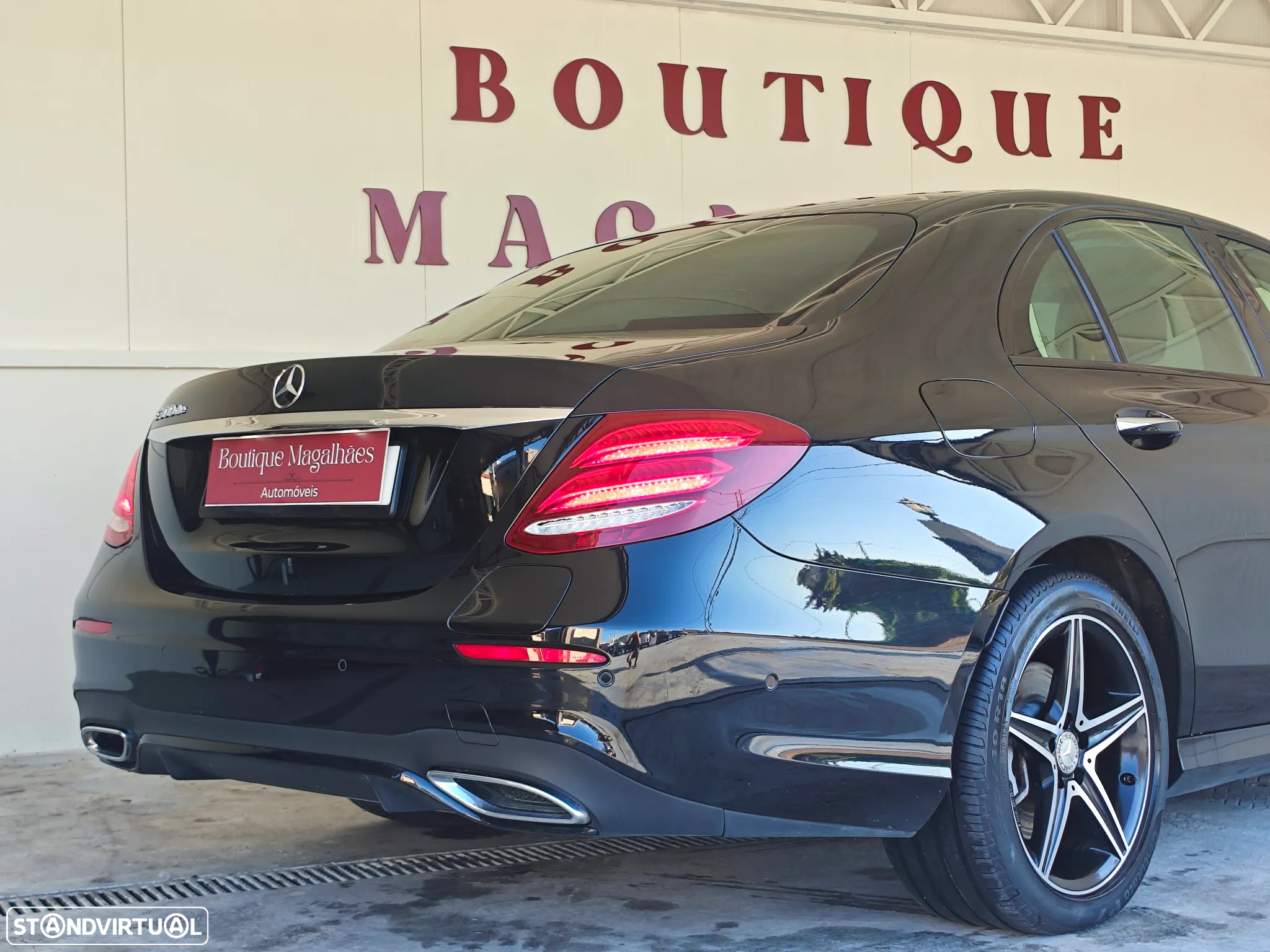Mercedes-Benz E 300 de AMG Line - 16