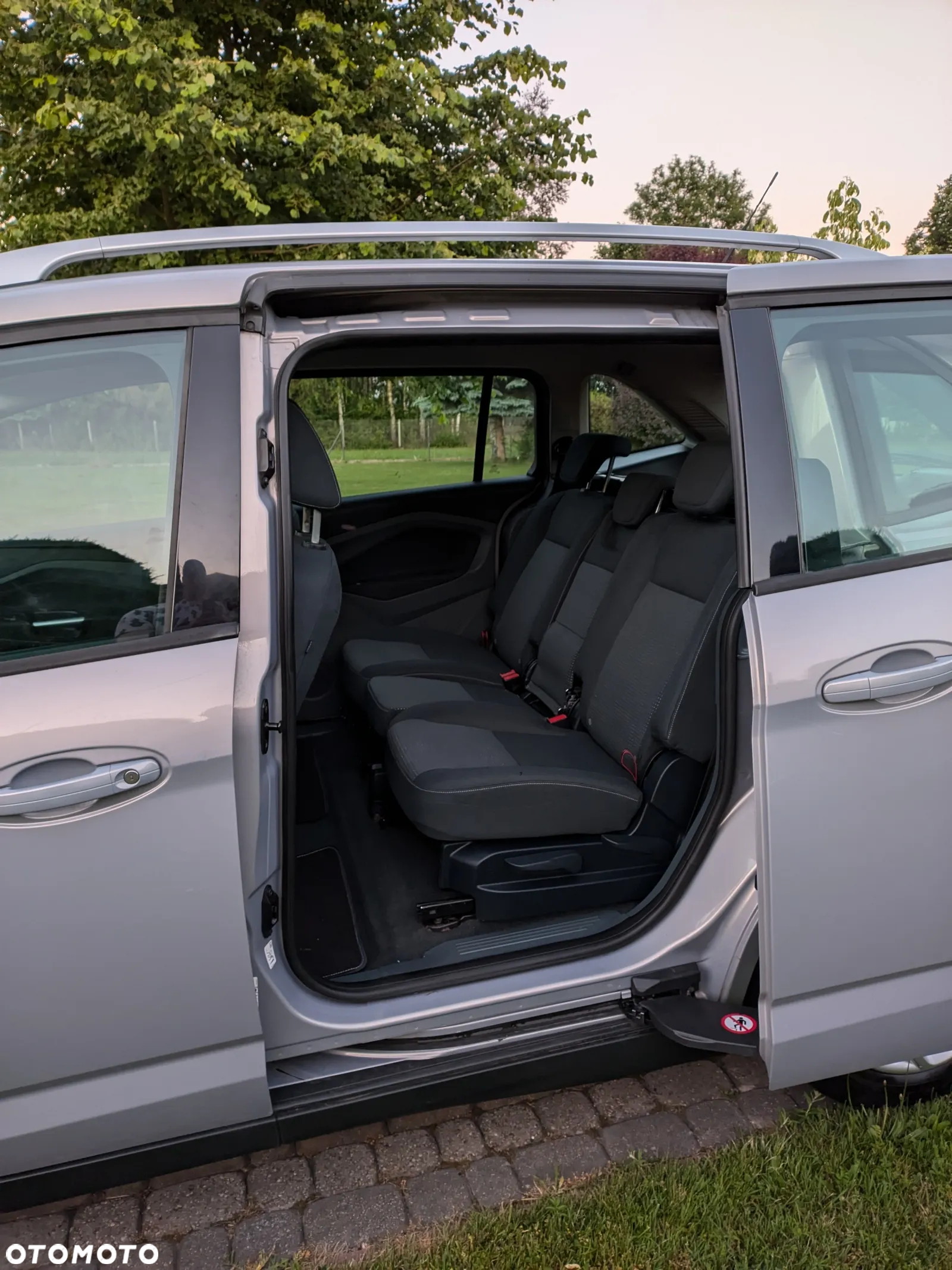 Ford C-MAX 1.6 TDCi Edition - 15
