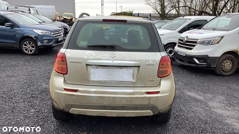 Suzuki SX4 2.0 DDiS Premium 4WD - 2
