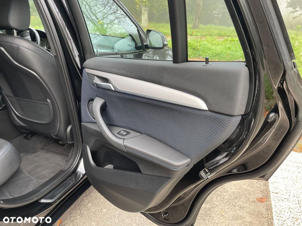 BMW X1 - 23
