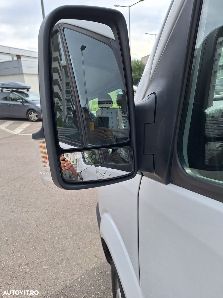Mercedes-Benz Sprinter - 4