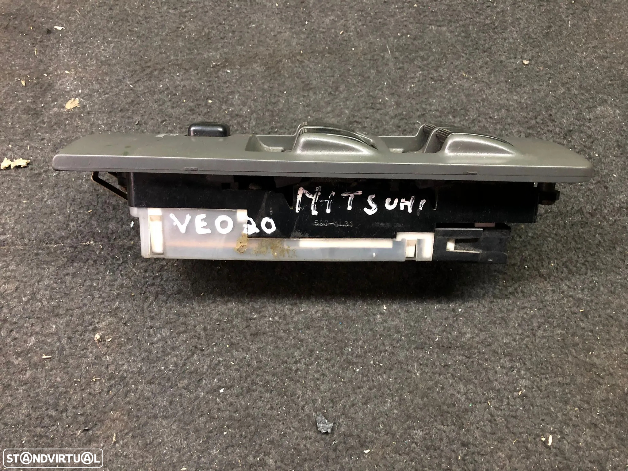 MITSUBISHI SPACE WAGON COMANDO VIDROS - VE020 - 4
