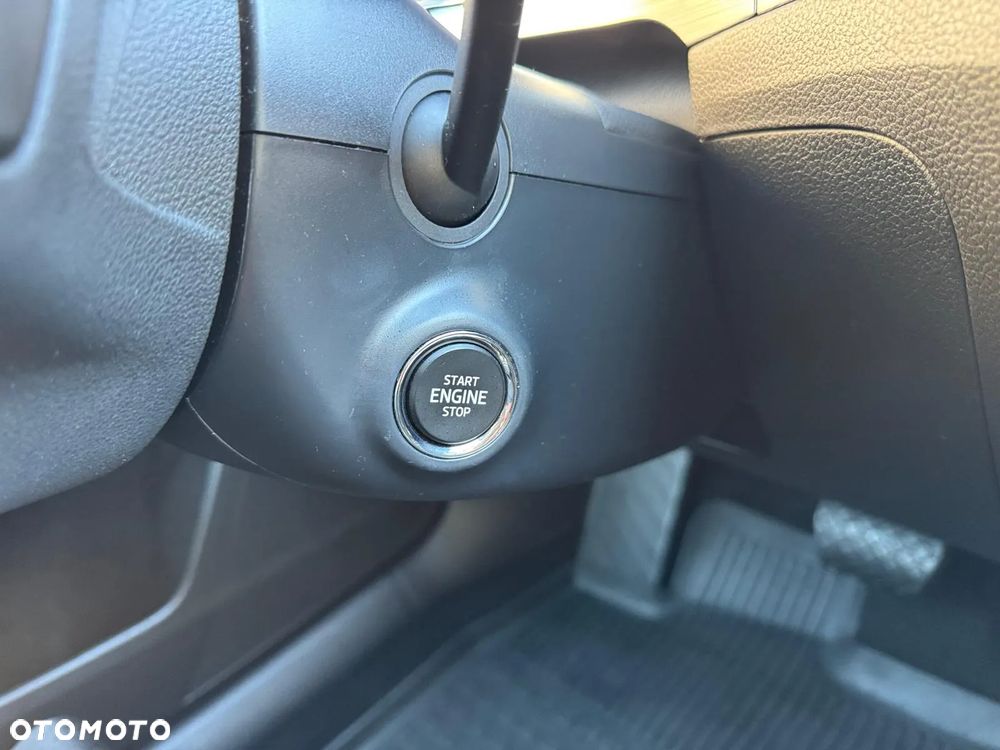 Skoda Superb 2.0 TDI SCR Ambition DSG - 19