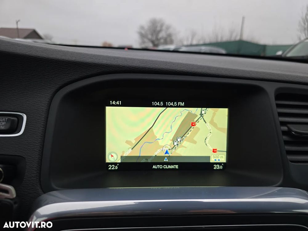 Volvo V60 D3 Geartronic Momentum - 12