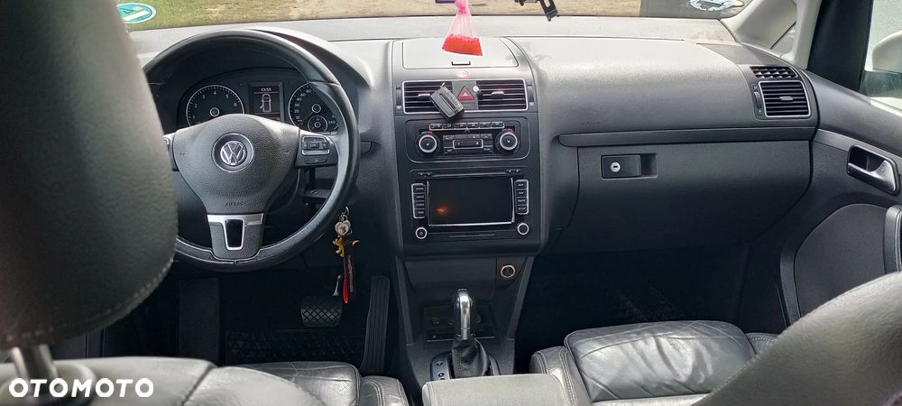 Volkswagen Touran 1.4 TSI DSG Comfortline - 15