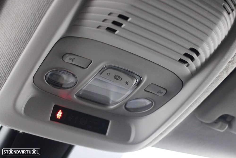 Citroën C3 Aircross 1.2 PureTech C-Series EAT6 — fotografia 26