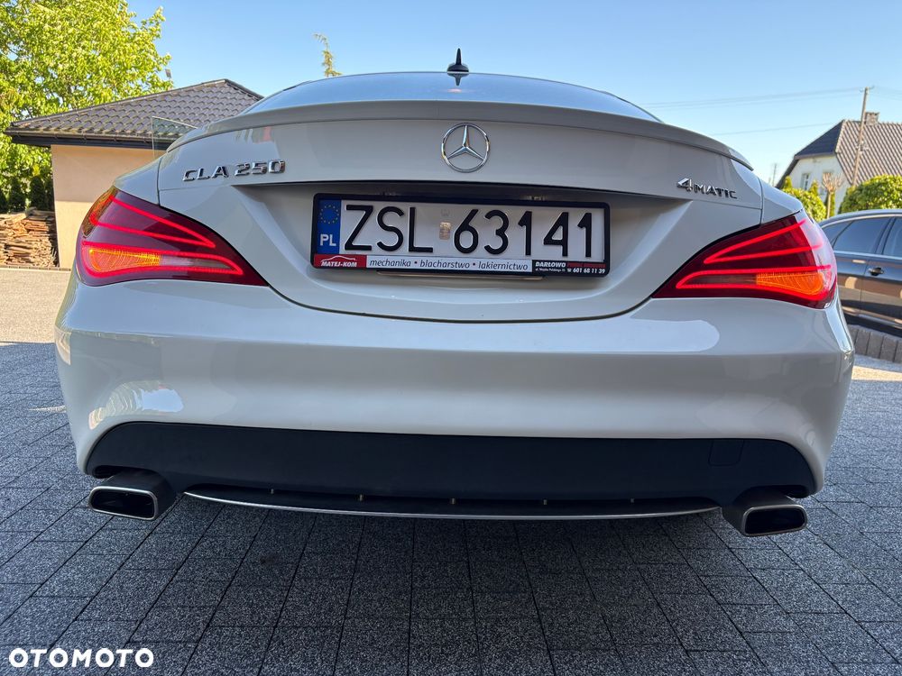 Mercedes-Benz CLA 250 4-Matic - 33