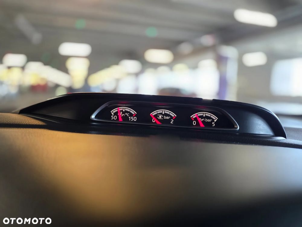 Ford Focus Turnier 2.0 EcoBoost ST - 27