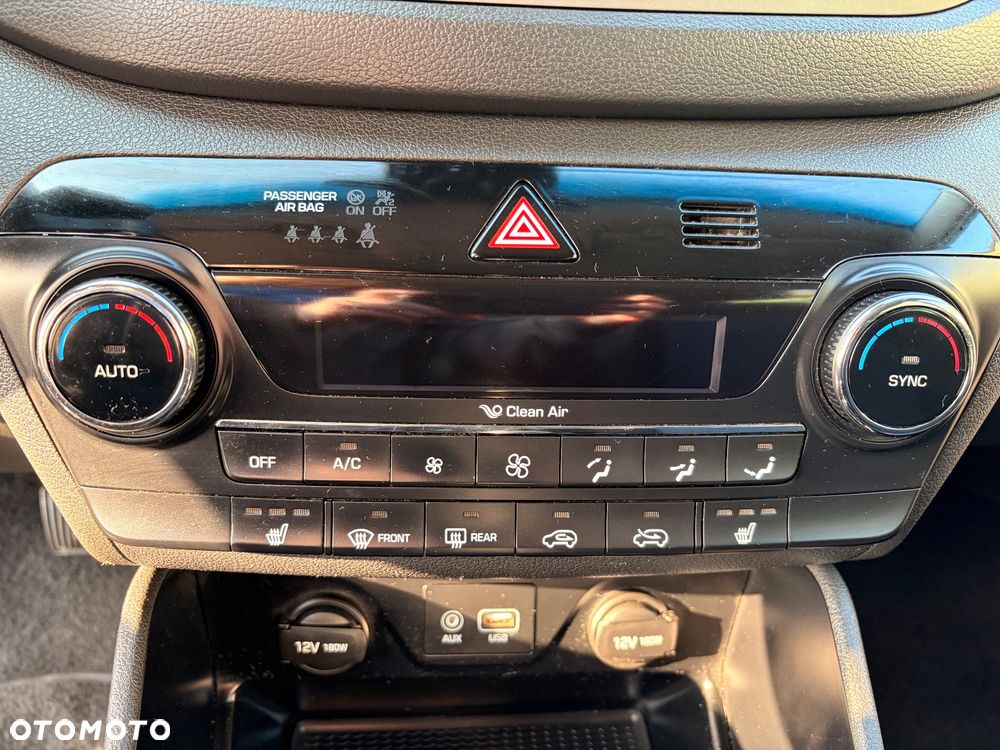 Hyundai Tucson blue 1.7 CRDi 2WD Style - 18