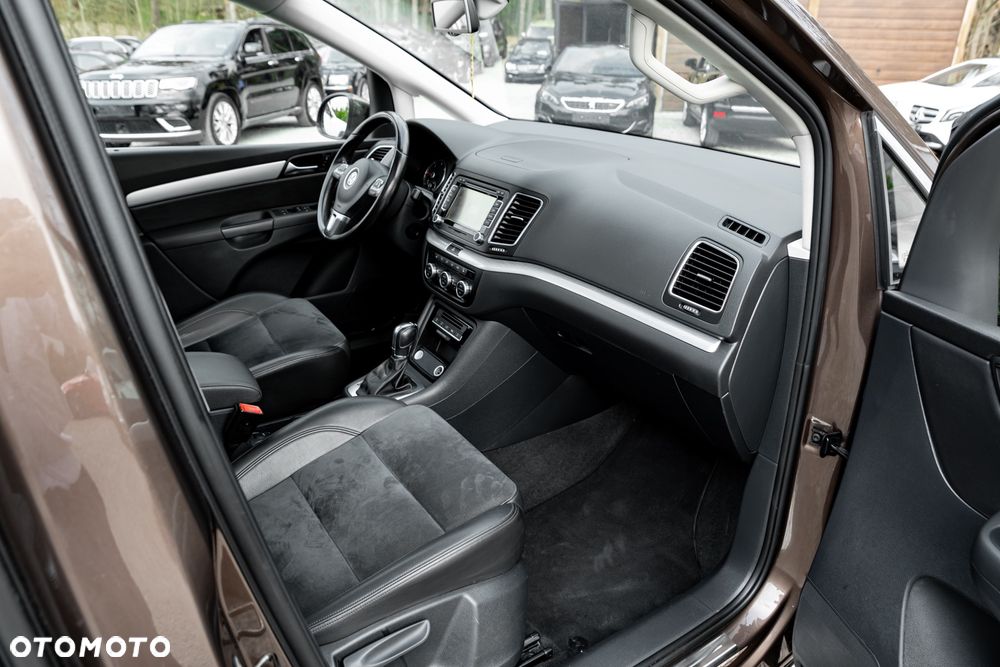 Volkswagen Sharan 2.0 TDI Highline DSG - 22