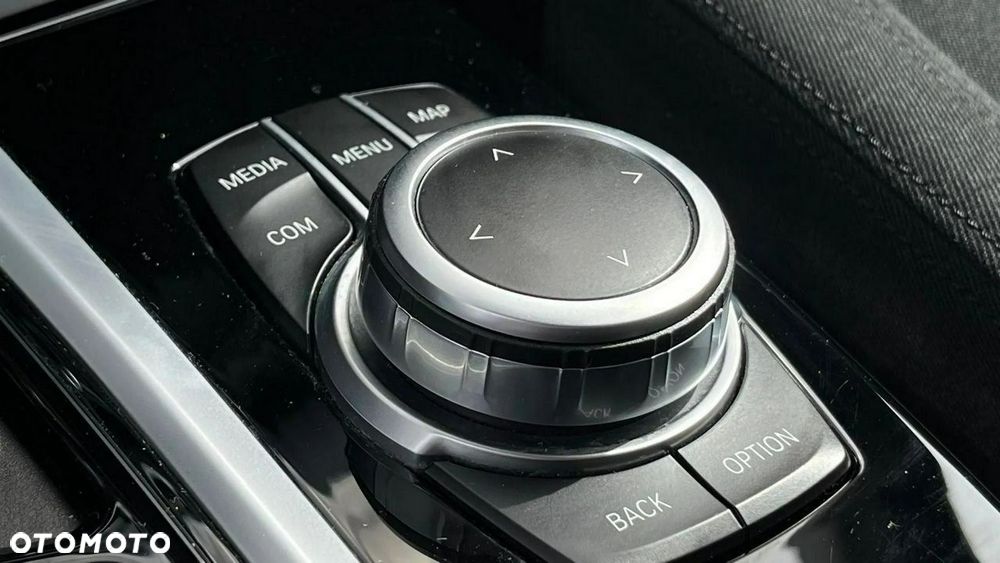 BMW X3 xDrive20d Business Edition - 37