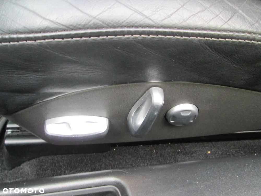Porsche 911 Carrera Tiptronic S - 9