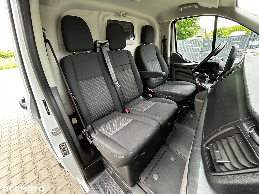 Ford Transit Custom - 16