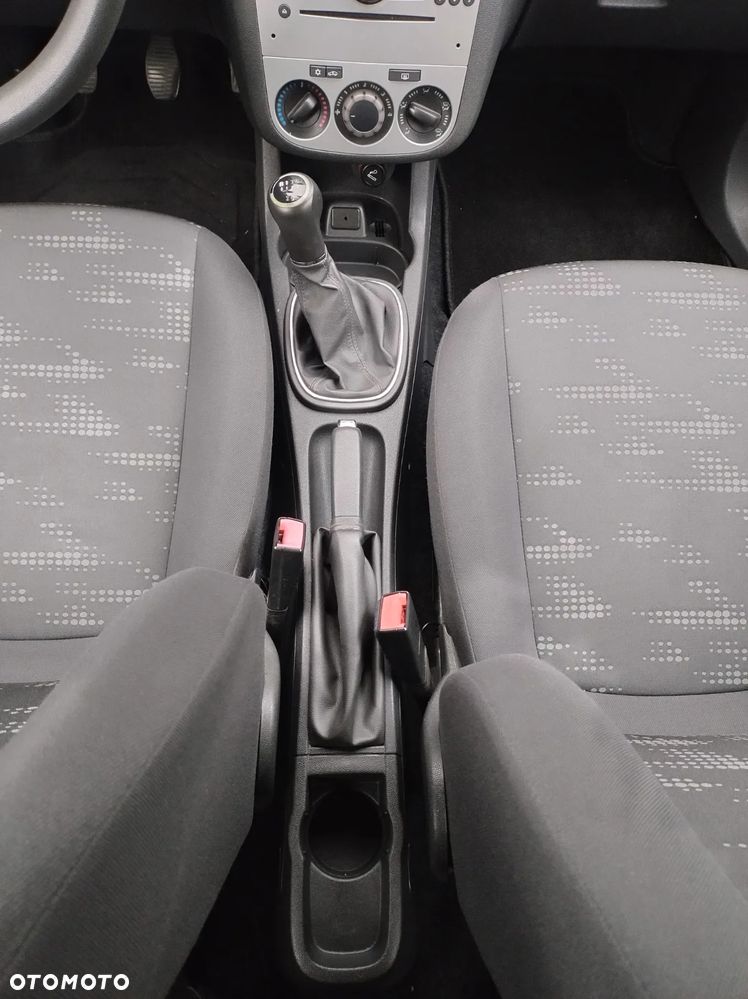 Opel Corsa 1.2 16V Enjoy - 26