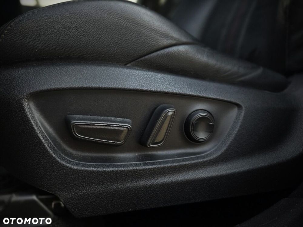 Toyota C-HR 1.8 Hybrid GPF GR Sport - 24