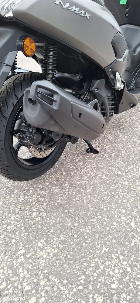Yamaha NMAX - 29