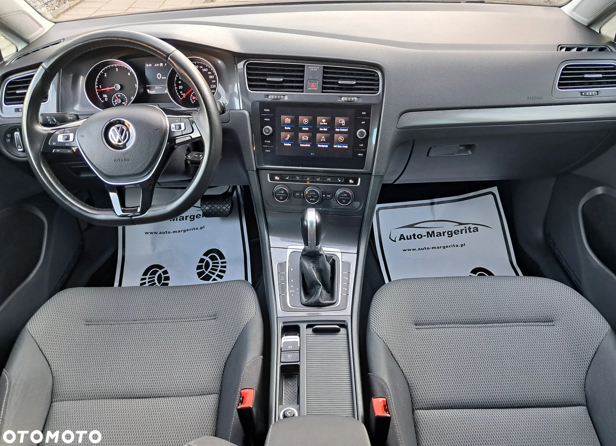 Volkswagen Golf 1.6 TDI SCR DSG Comfortline - 8