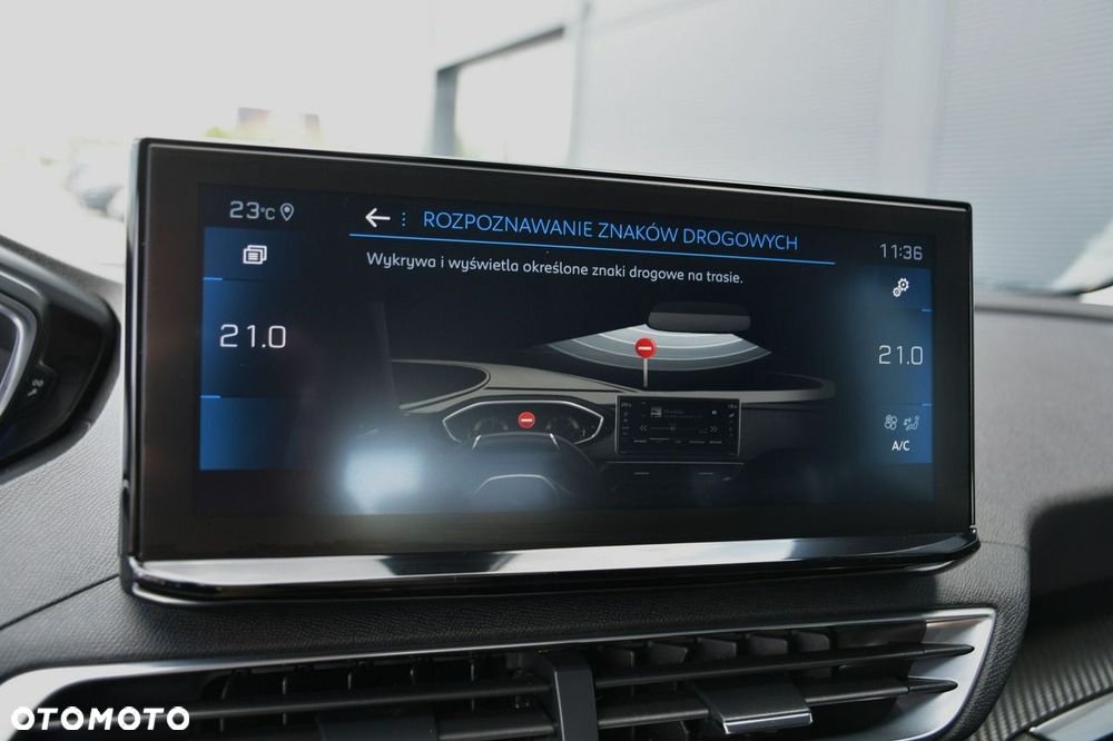 Peugeot 3008 1.5 BlueHDi Active Pack S&S EAT8 - 36