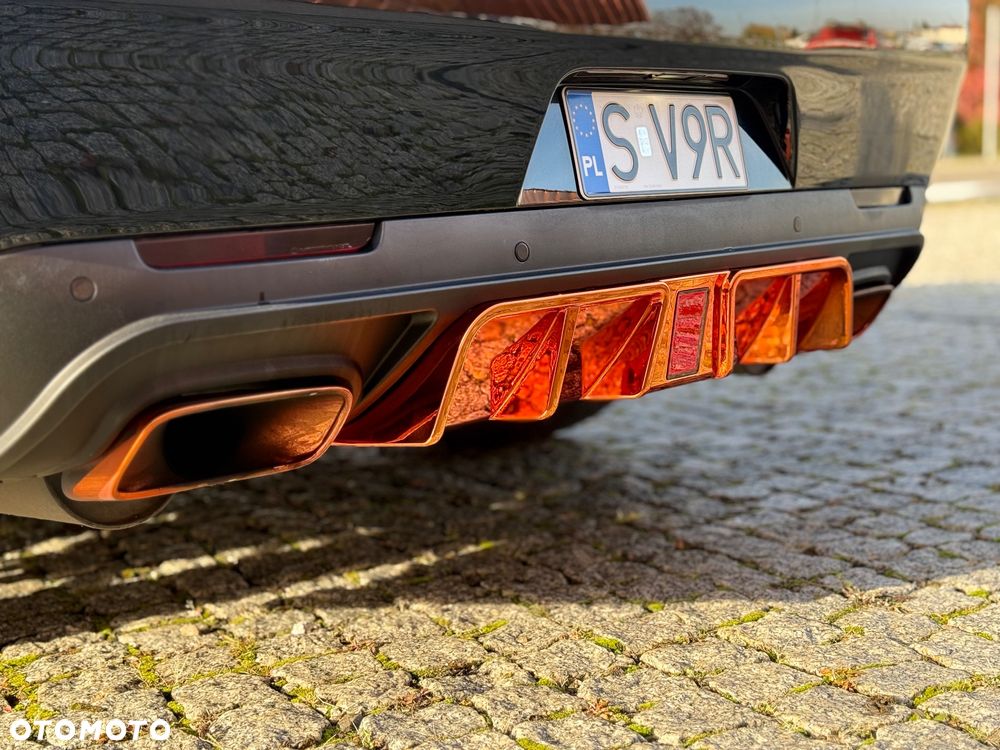 Dodge Challenger - 7