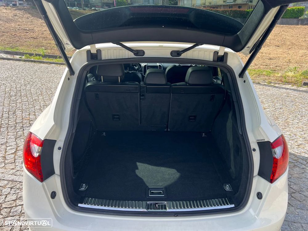 Porsche Cayenne Tiptronic S - 5
