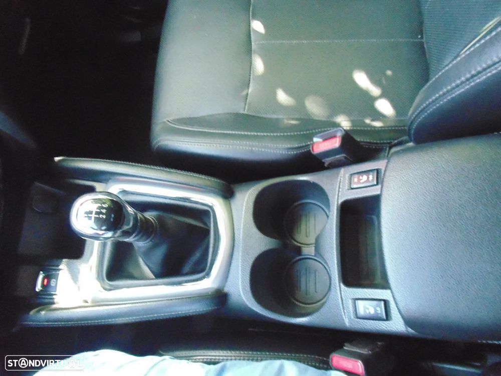 Nissan Qashqai 1.6 dCi Tekna Premium 18 360 - 39