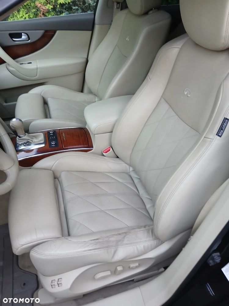 Infiniti FX FX30d S Premium - 13