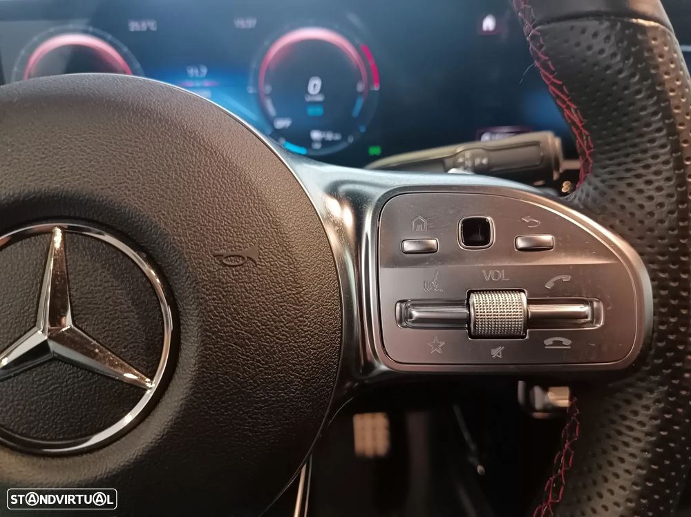 Mercedes-Benz CLA 250 e 8G-DCT AMG Line - 24