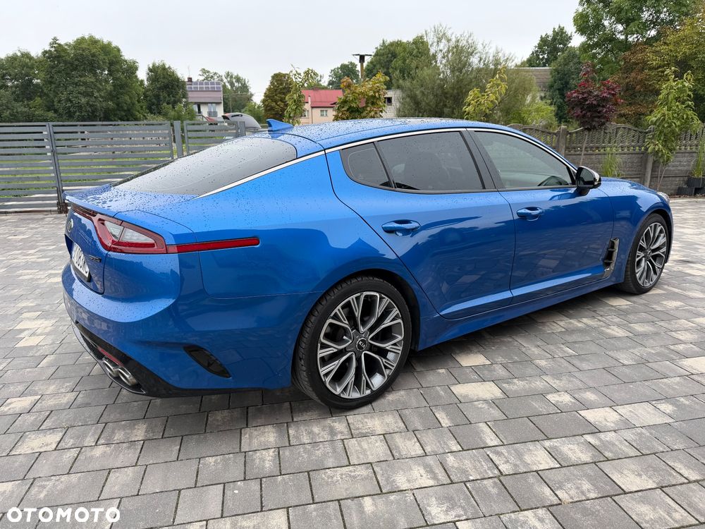 Kia Stinger 2.0 T-GDI GT Line - 3