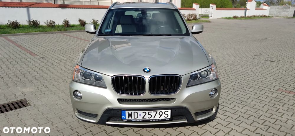 BMW X3 xDrive28i - 8