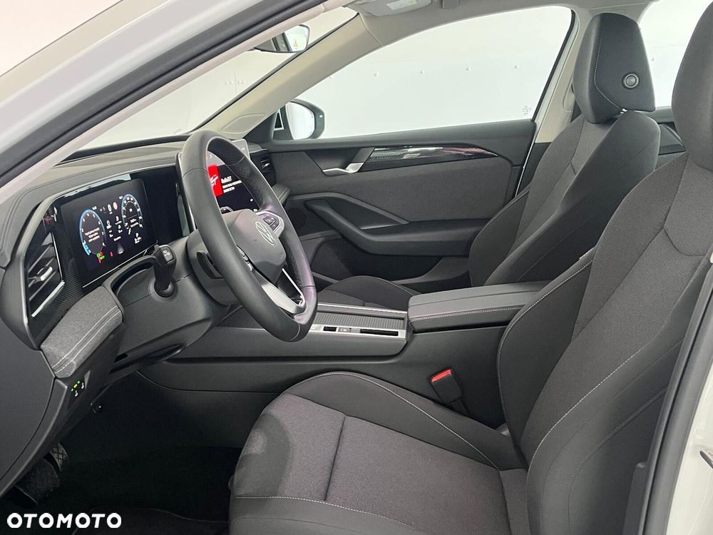 Volkswagen Passat Variant - 17