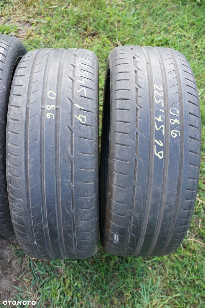 225 45 19 Dunlop Sport Maxx RT - 3