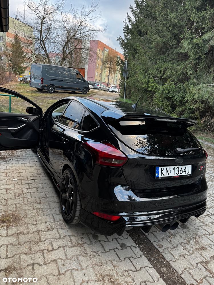 Ford Focus - 8