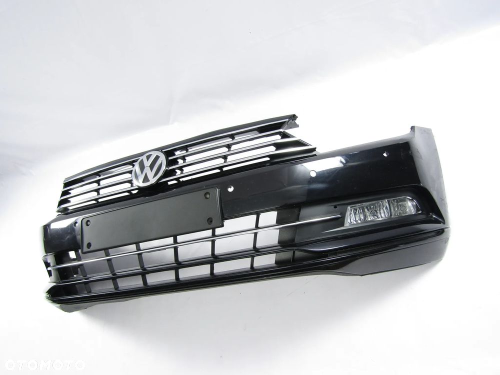 Zderzak przedni VW Passat B8 14 - 19 Pdc-4  Lakier LC9X - 8