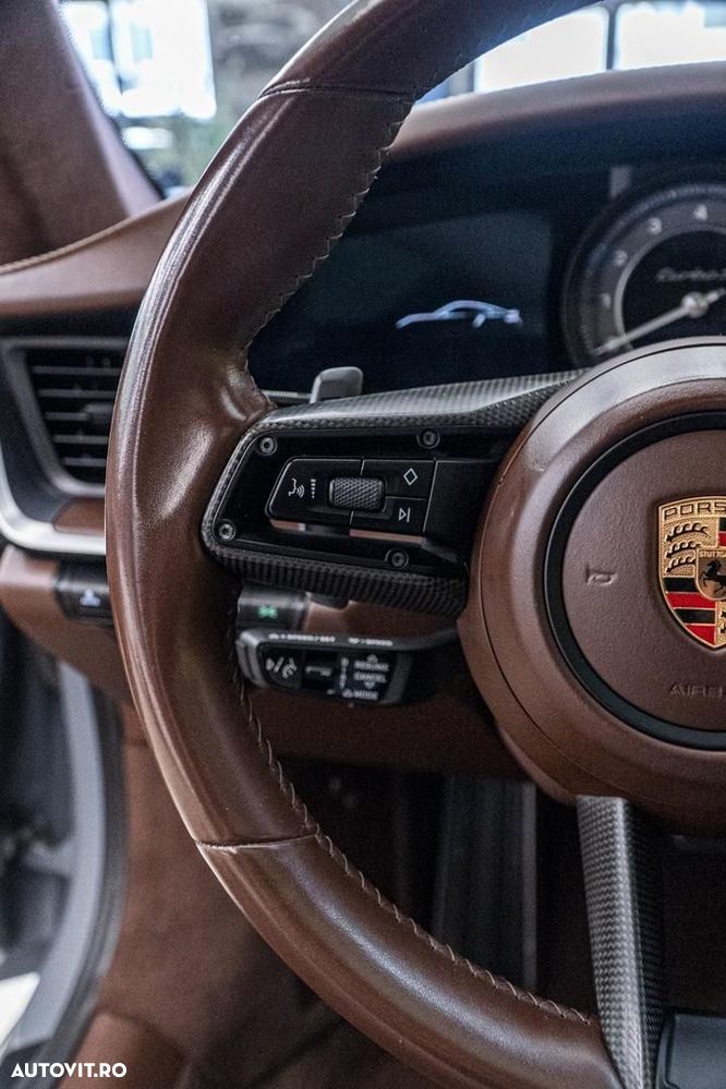 Porsche 911-TURBO-S - 21