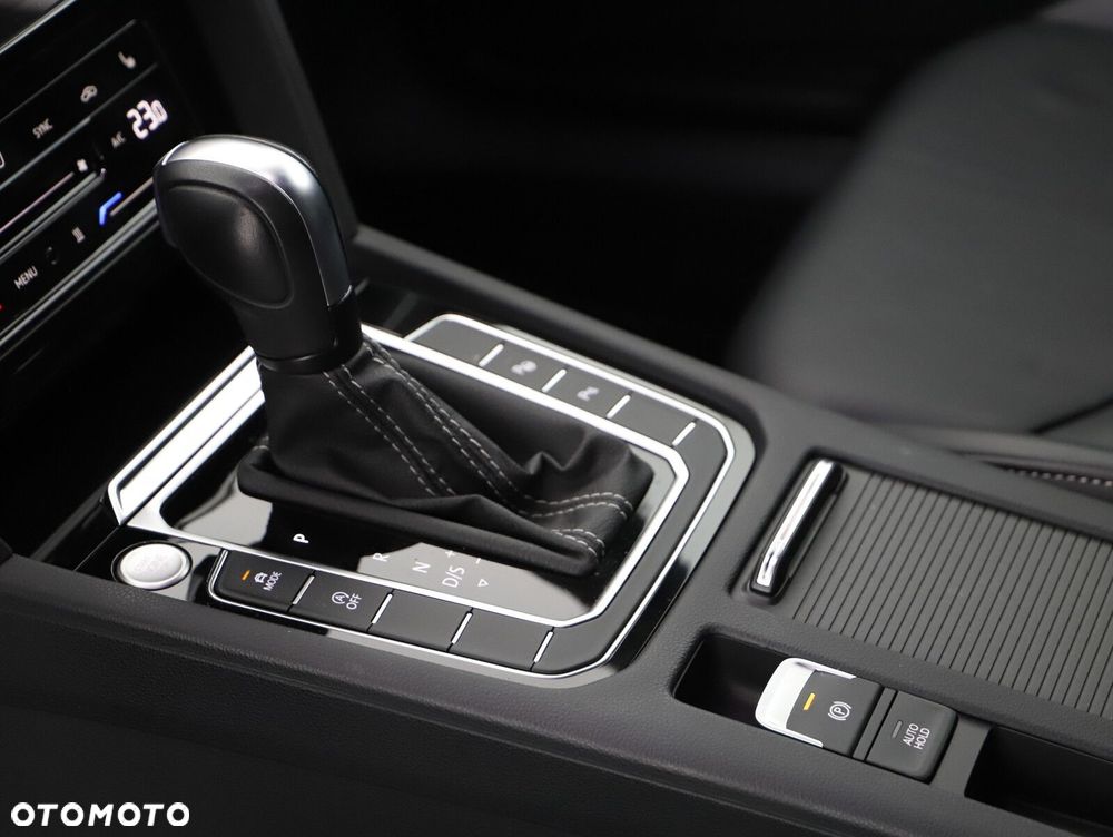 Volkswagen Arteon Shooting Brake 2.0 TSI R-Line DSG - 14