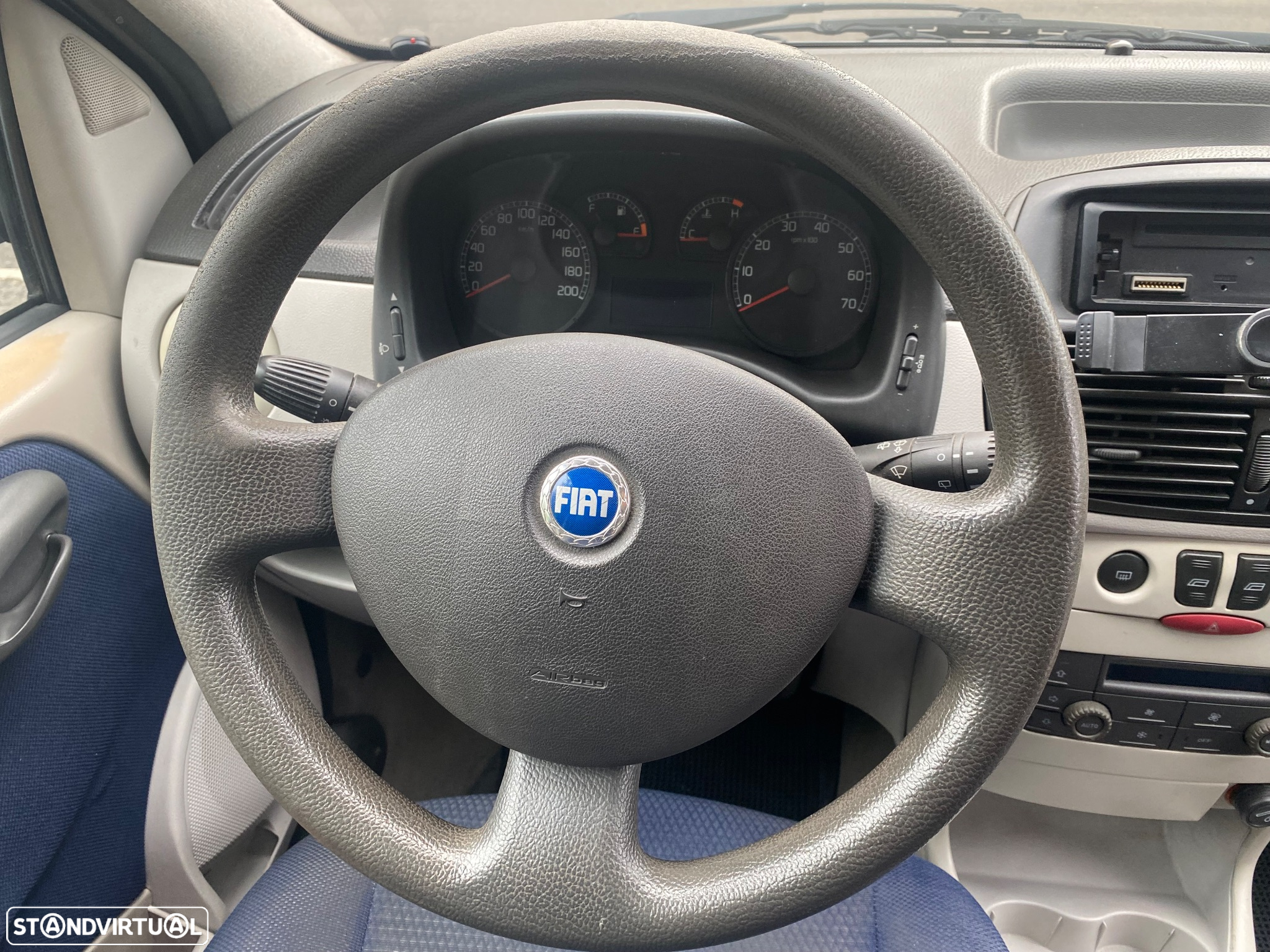 Fiat Punto - 4