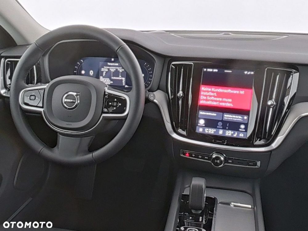Volvo V60 B4 B DKG Plus Dark - 8