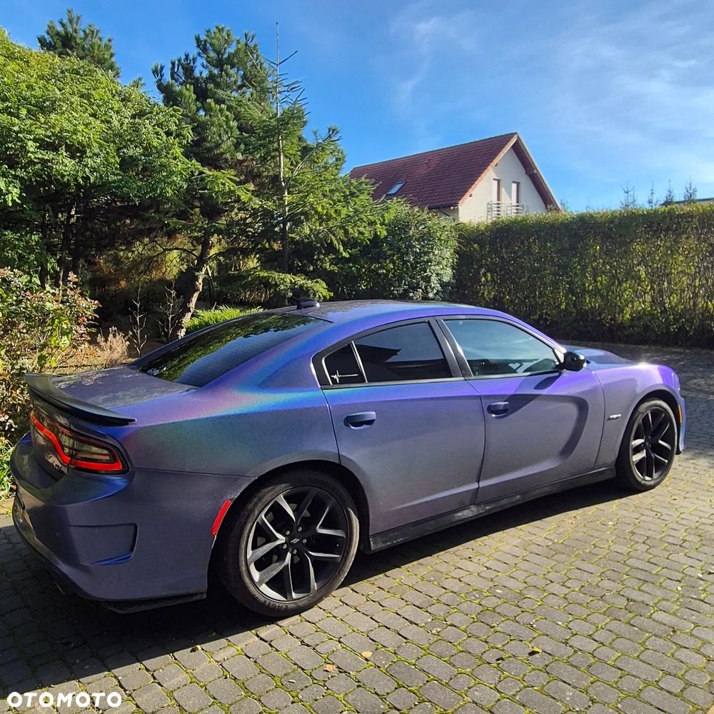 Dodge Charger 5.7 R/T - 4