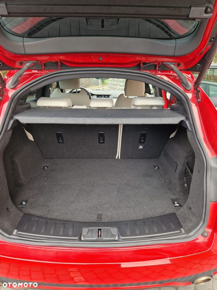 Jaguar E-Pace D180 AWD R-Dynamic SE - 11