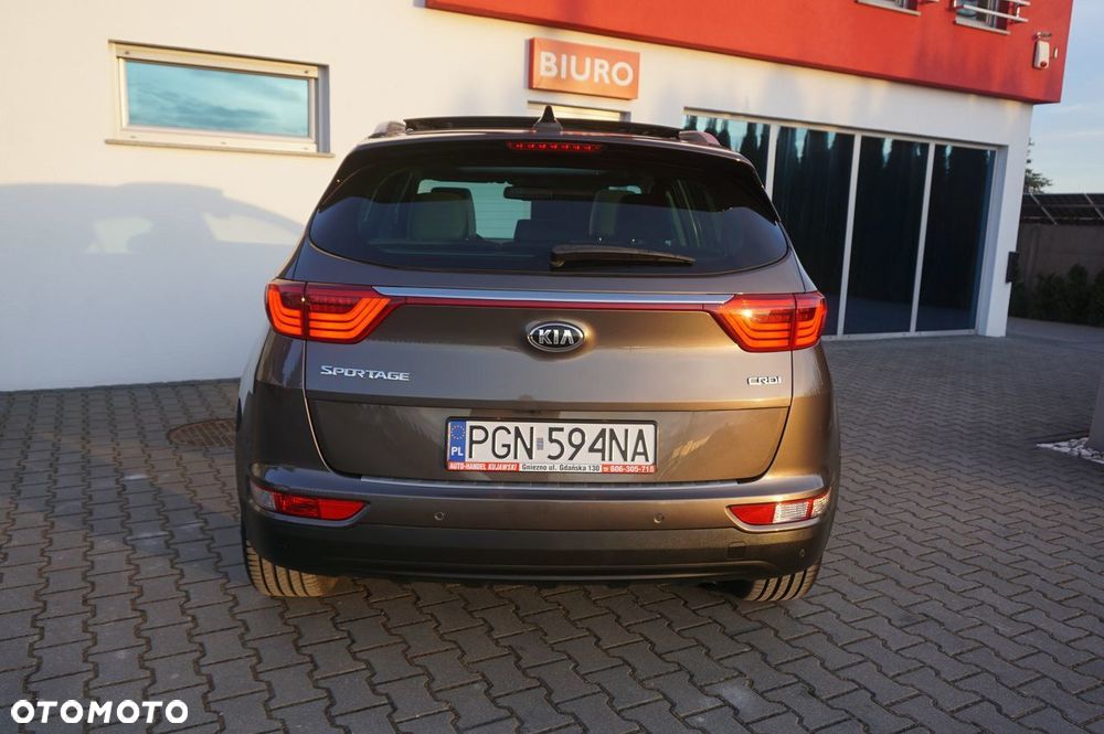 Kia Sportage 2,0 CRDI AWD Platinum - 28