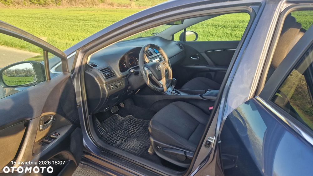 Toyota Avensis 2.2 D-4D Automatik Sol - 18