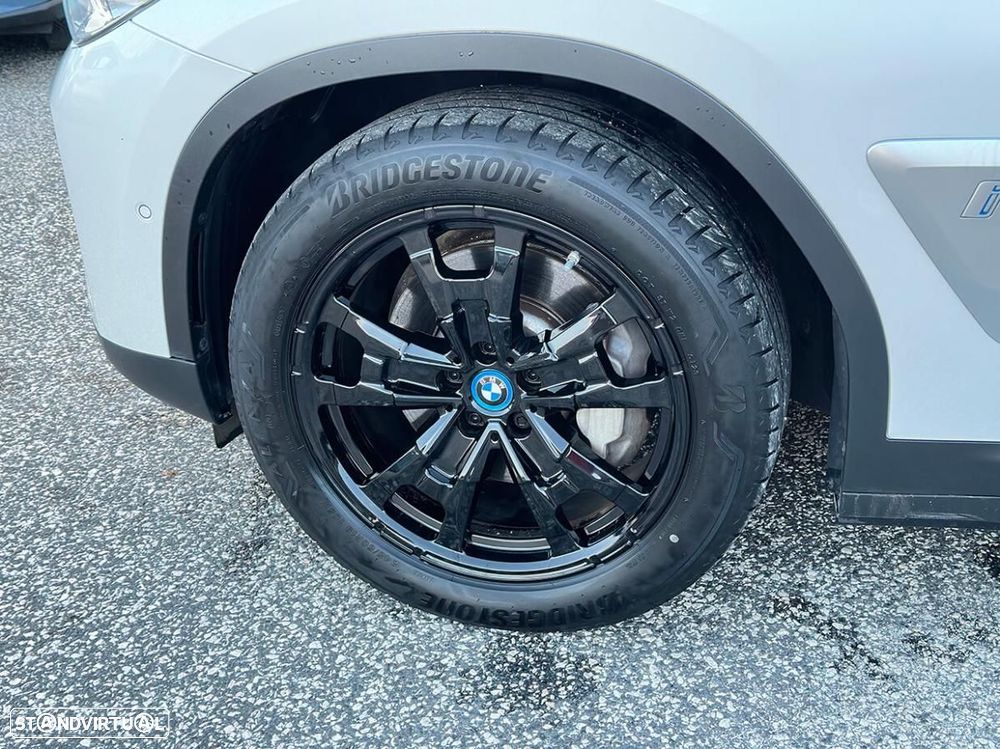 BMW iX3 M Sport Inspiring - 5