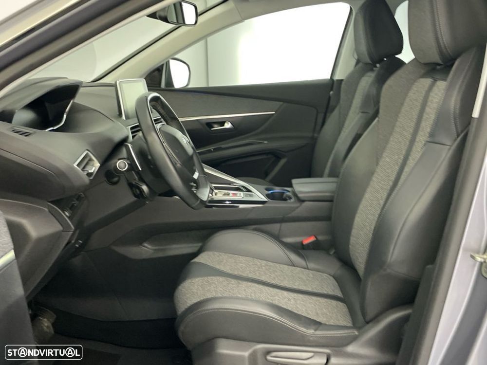 Peugeot 3008 1.2 PureTech Allure EAT6 - 11