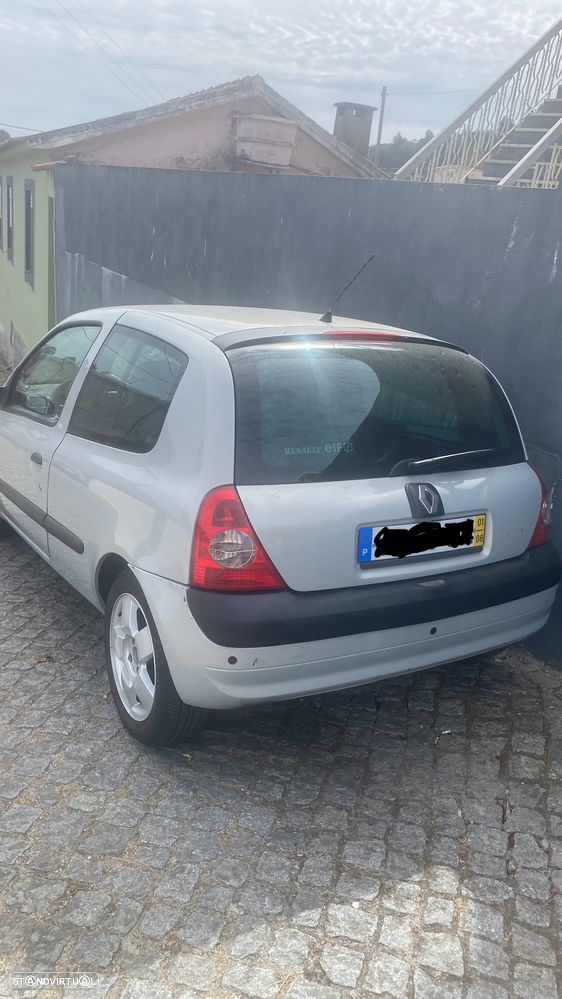 Renault Clio 1.5 dCi S - 4