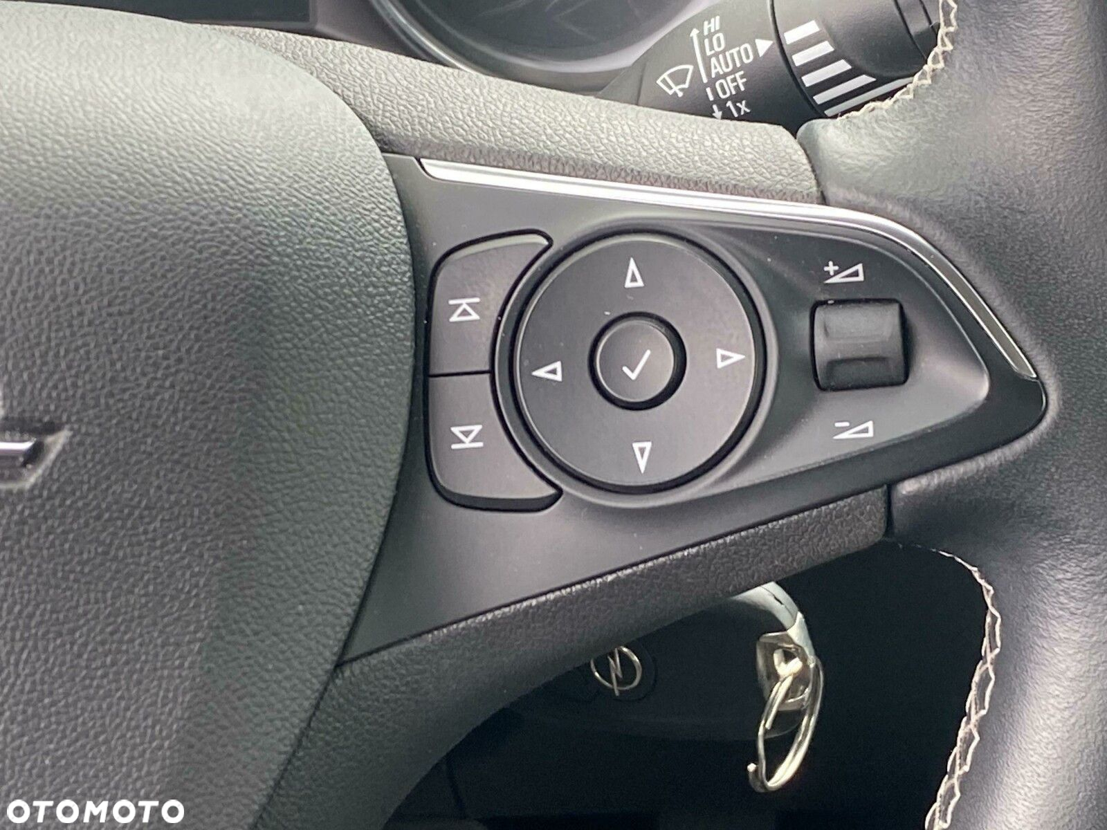 Opel Insignia - 14