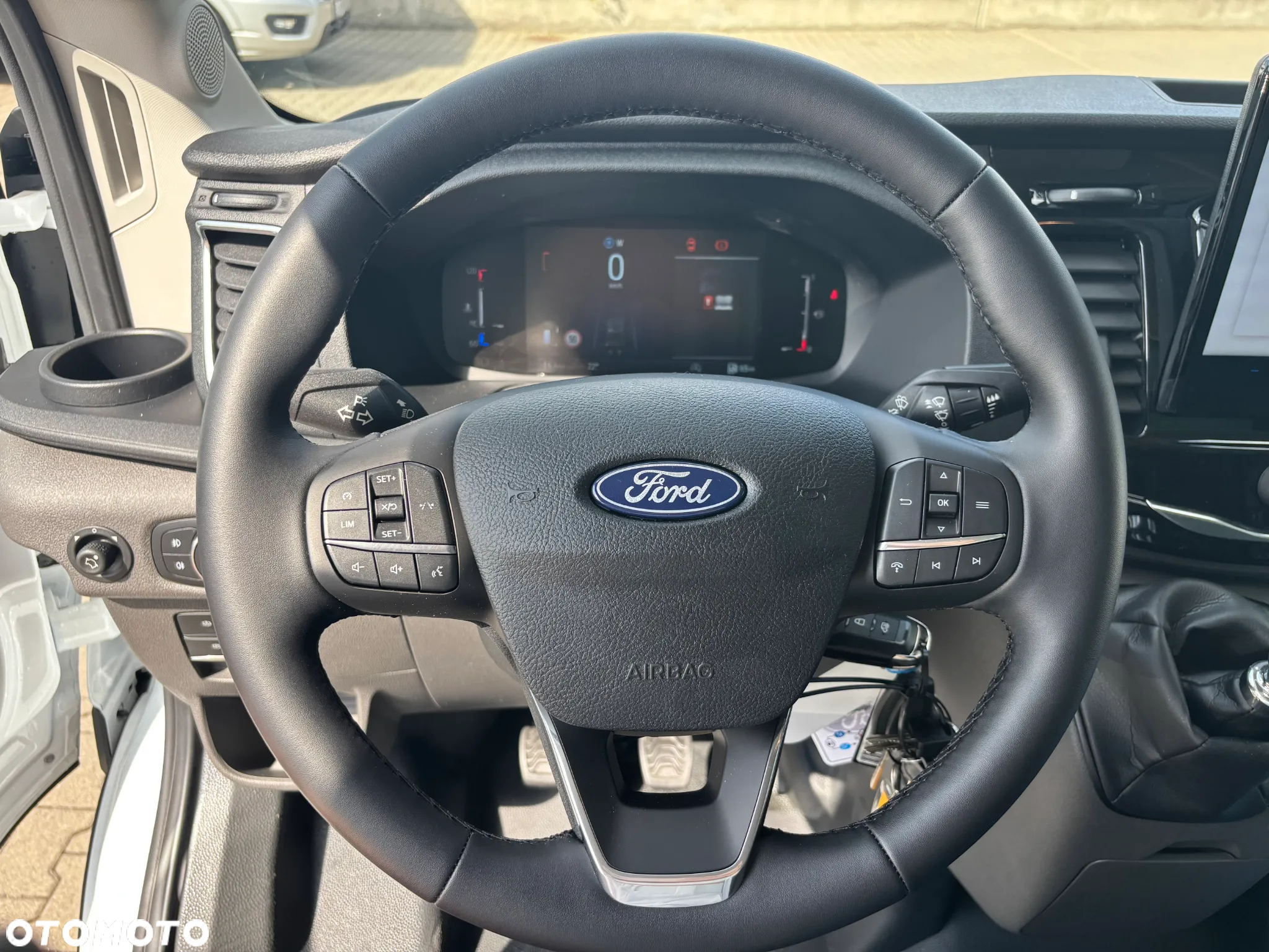 Ford Transit - 15