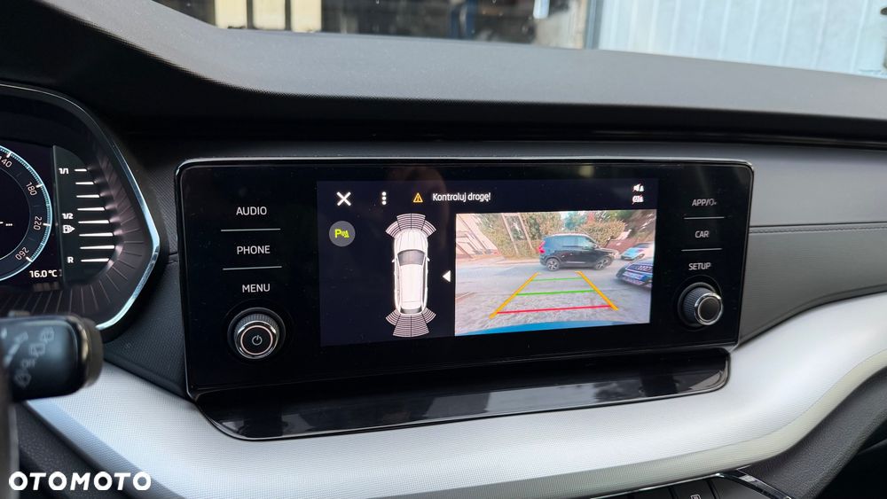 Skoda Octavia 2.0 TDI SCR Ambition DSG - 8