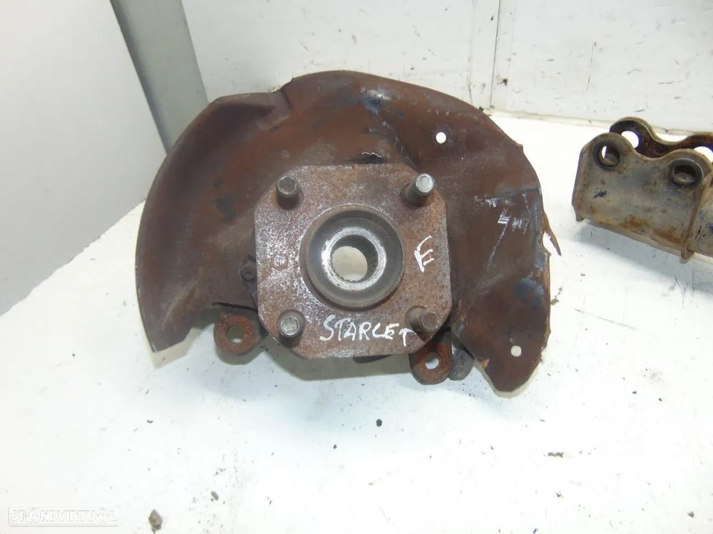 Toyota Starlet EP70 vários - 4